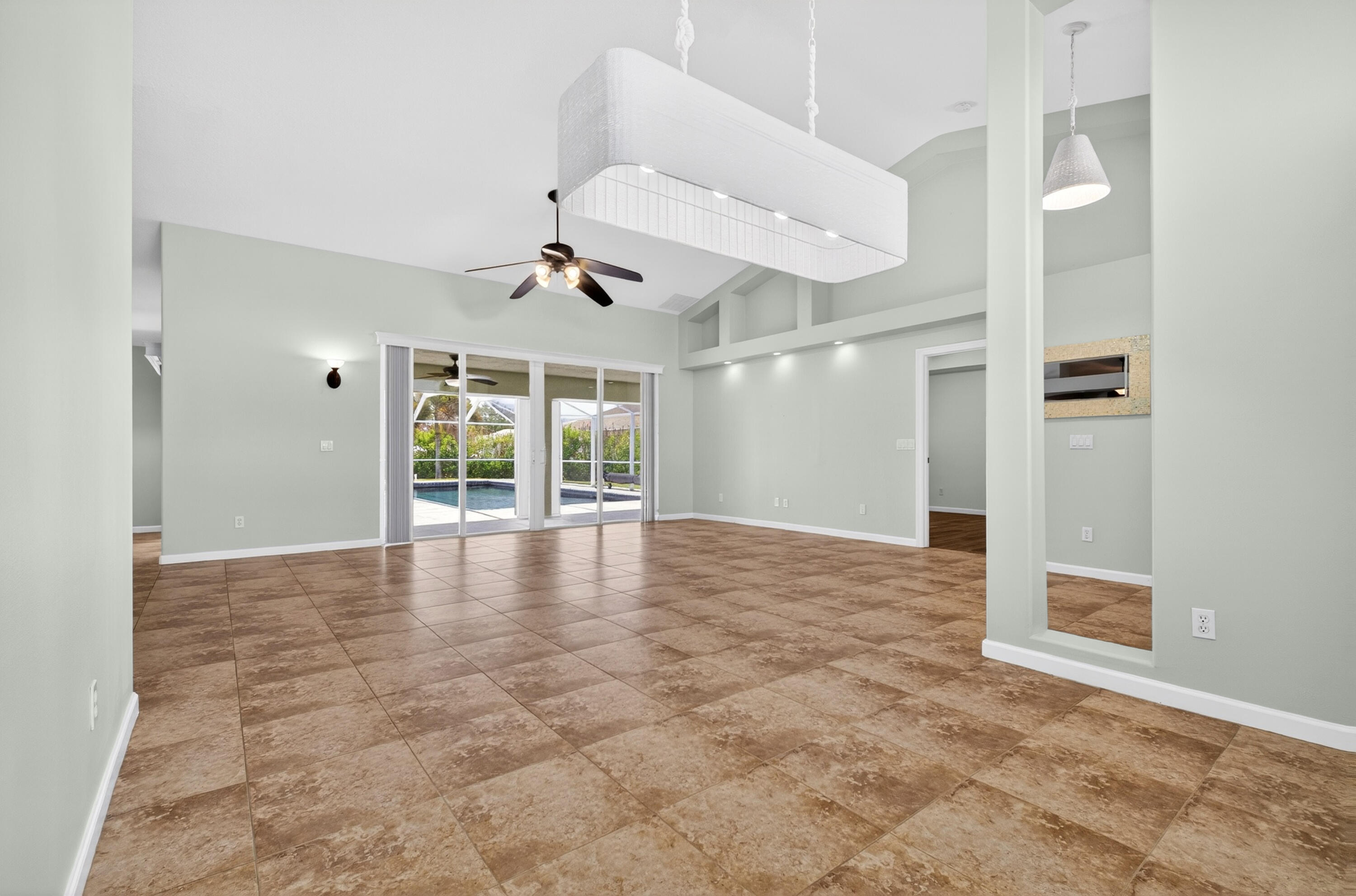 PORT ST LUCIE SECTION 33 - Residential
