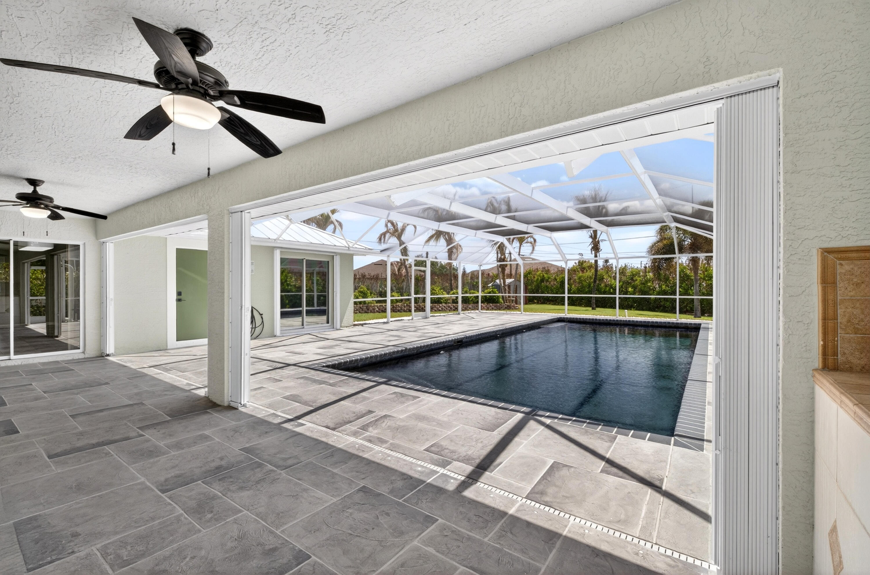PORT ST LUCIE SECTION 33 - Residential