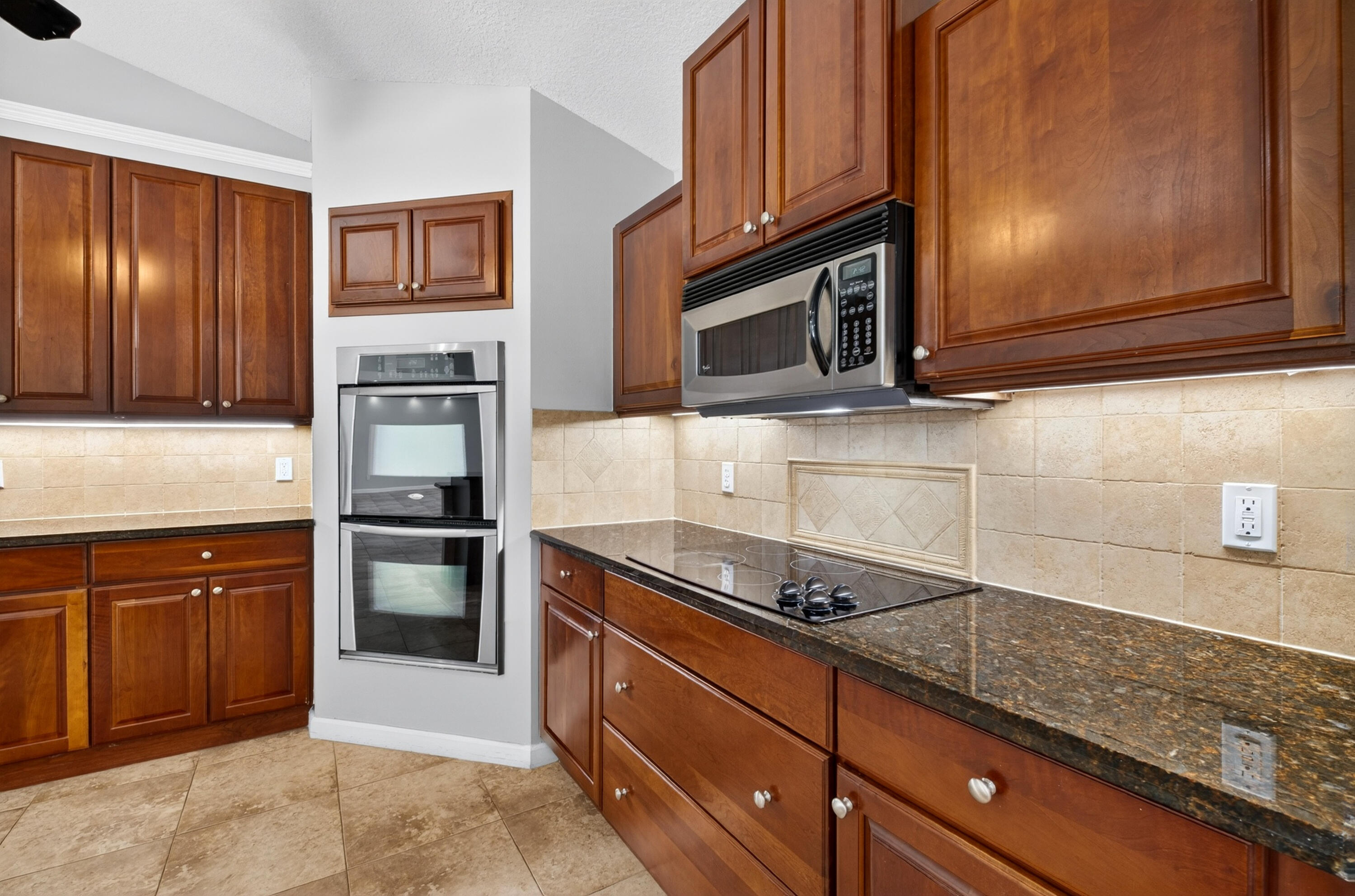 PORT ST LUCIE SECTION 33 - Residential