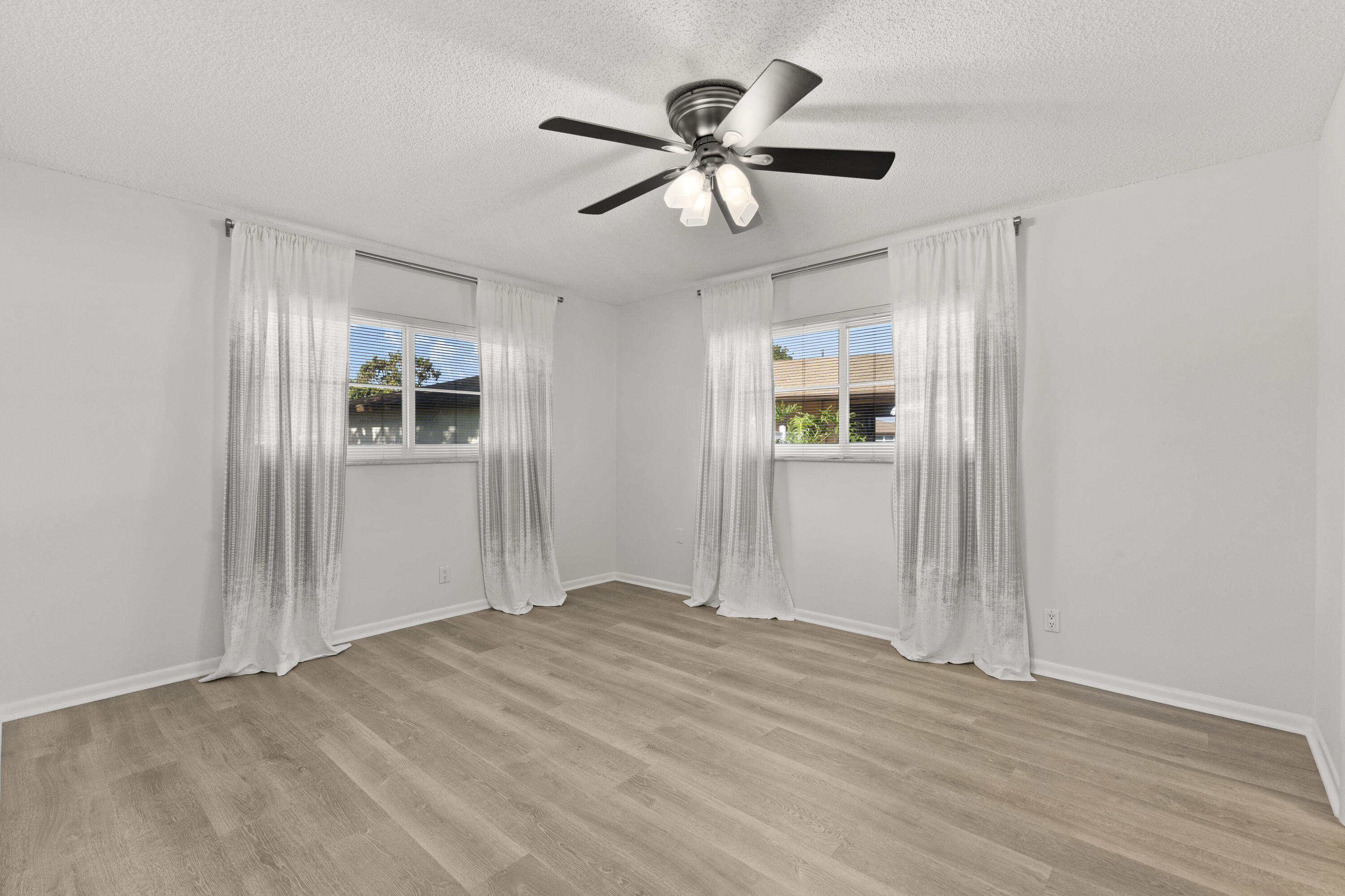 COUNTRY MANORS CONDO - Residential