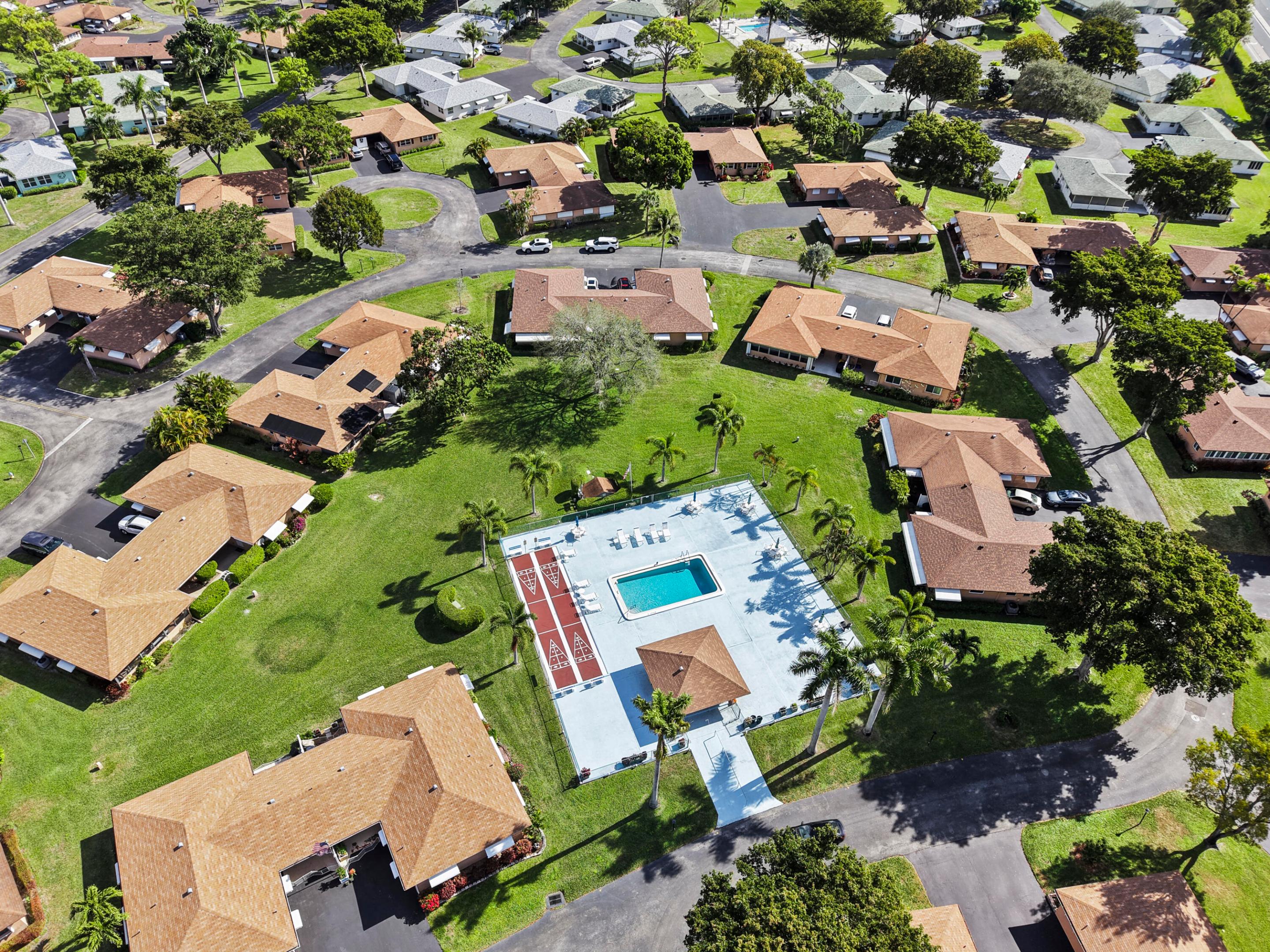 COUNTRY MANORS CONDO - Residential