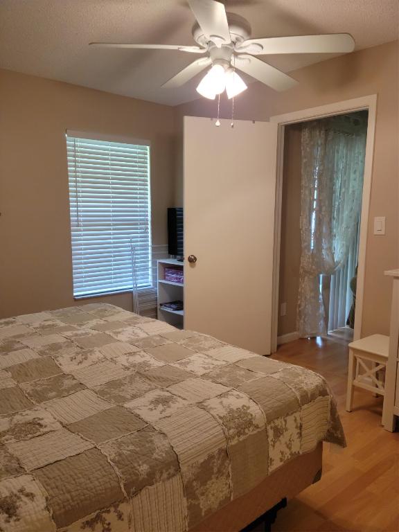 BOCA COVE COND DECL FILED 8-1-86 IN OR5090P1473 - Residential Lease