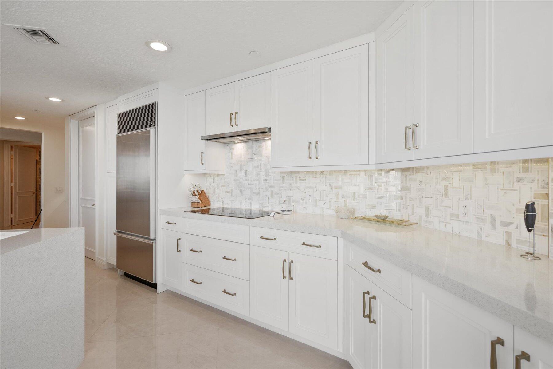 CLIVEDEN JUPITER ISLAND - Residential