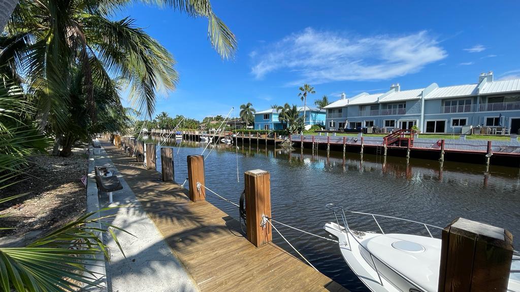 BEAUTIFULLY REMODELED GROUND-FLOOR, WATERFRONT UNIT WITH GREAT WATER VIEWS & PALM TREES. GREAT LOCATION IN LIGHTHOUSE POINT, 10 MINUTES TO EITHER POMPANO BEACH OR DEERFIELD BEACH. NEAR ALL SHOPPING & GREAT RESTAURANTS. AVAILABLE OCTOBER 1ST. STEPS AWAY FROM DAN WHITT PARK WHICH OFFERS PICKLEBALL & BASKETBALL COURTS, FOOTBALL, BASEBALL & SOCCER FOR YOUR KIDS.