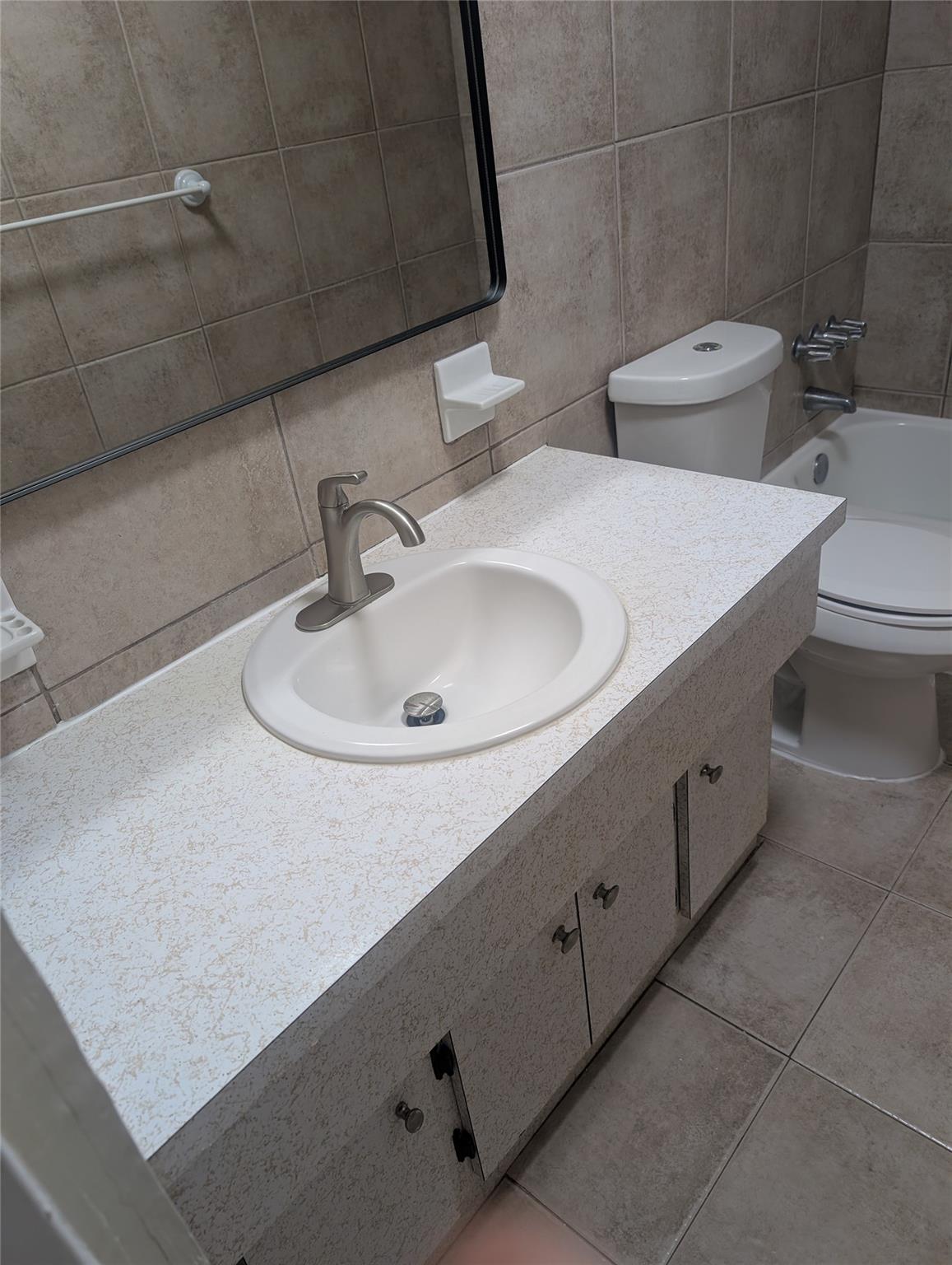 LUSH APARTMENTS - Residential Lease