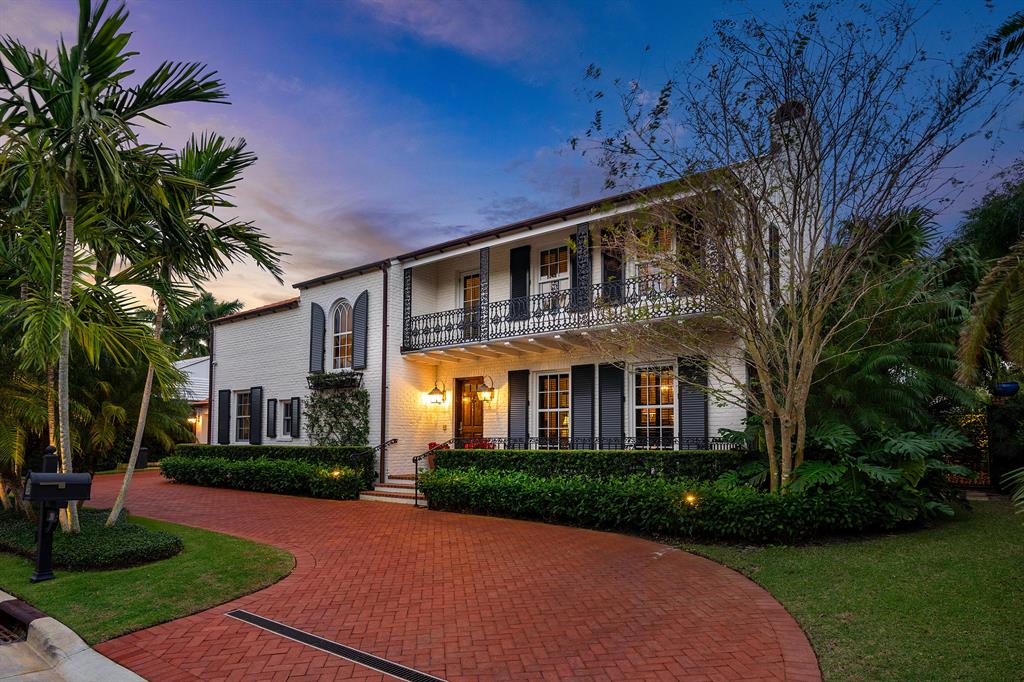 EL ENCANTO 2 - Residential