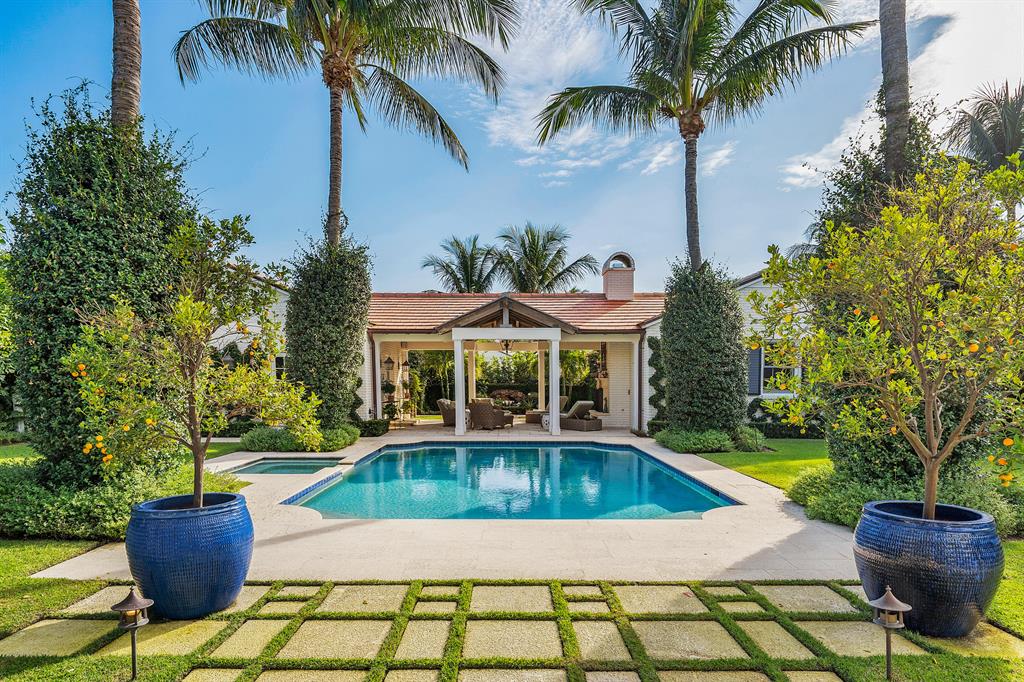 EL ENCANTO 2 - Residential