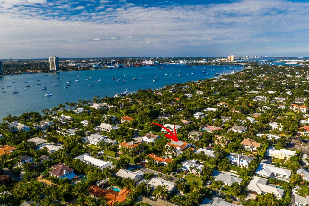 EL ENCANTO 2 - Residential