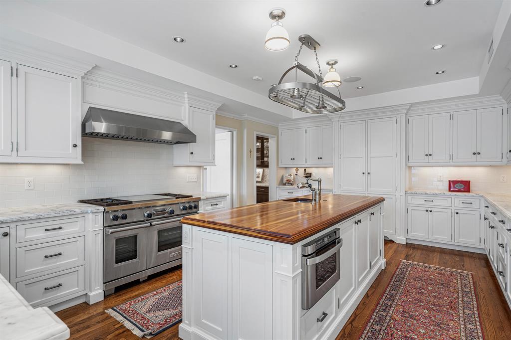 EL ENCANTO 2 - Residential