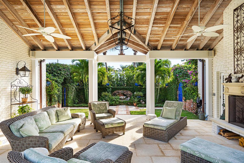 EL ENCANTO 2 - Residential