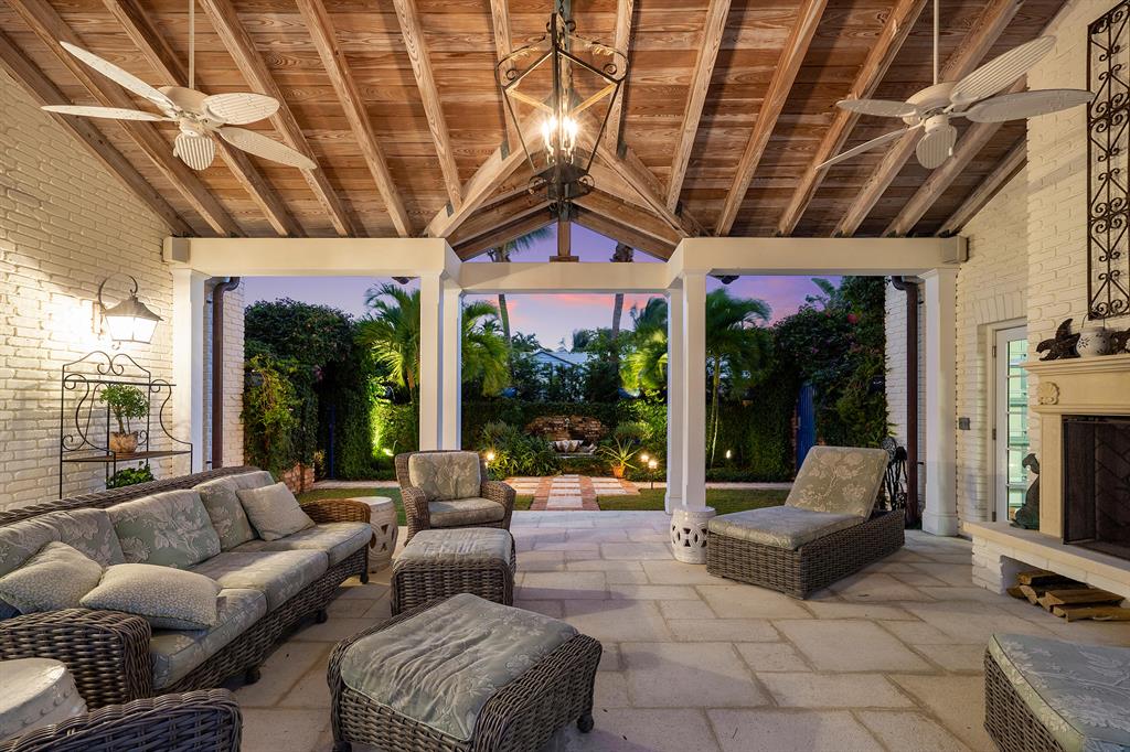 EL ENCANTO 2 - Residential