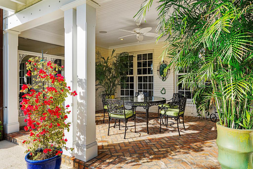 EL ENCANTO 2 - Residential