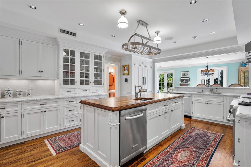 EL ENCANTO 2 - Residential