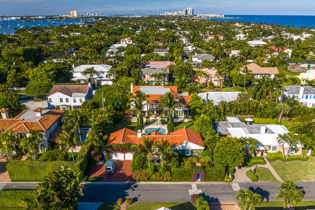 EL ENCANTO 2 - Residential