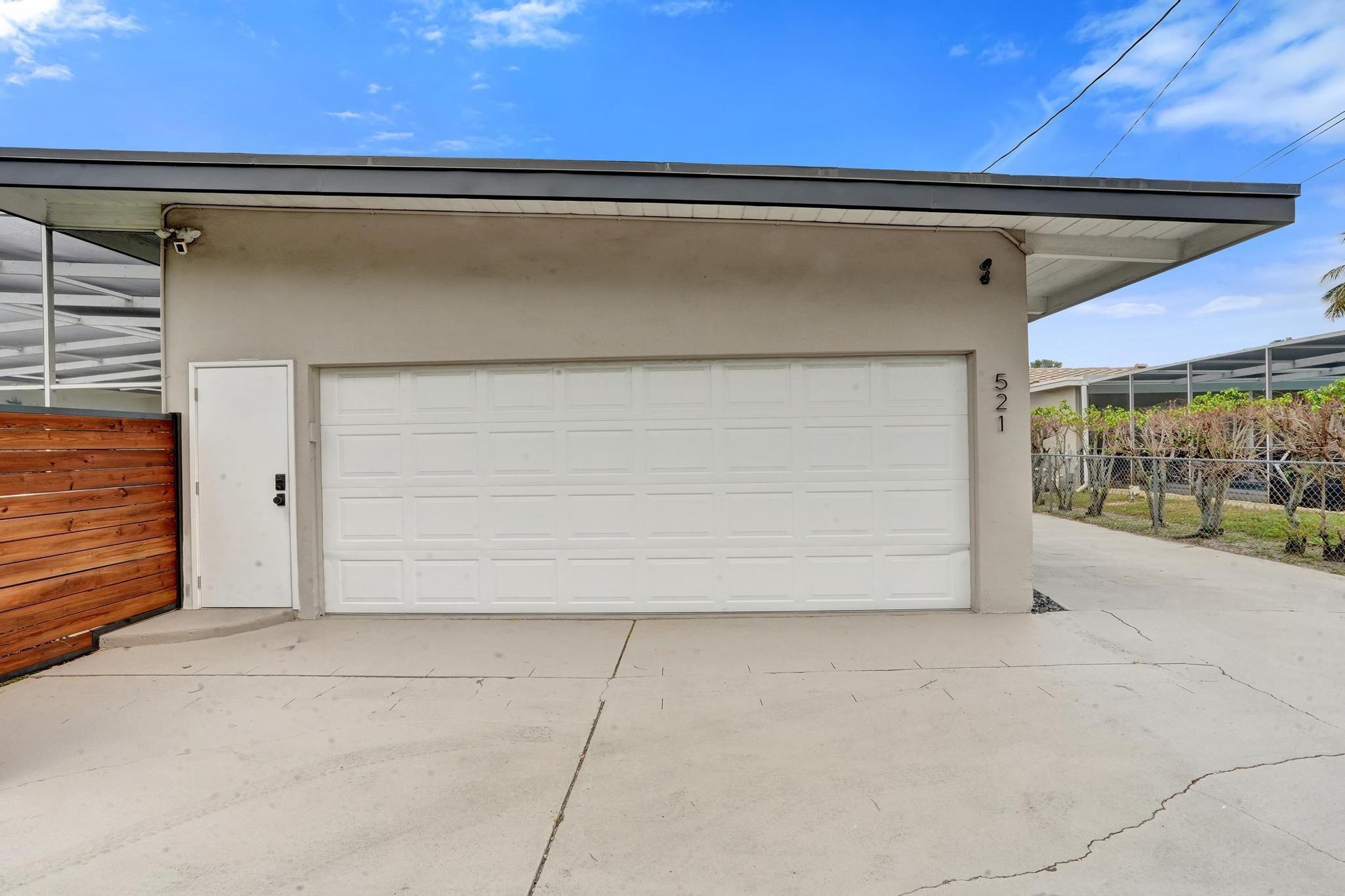 Hollywood Hills 6-22 B - Residential