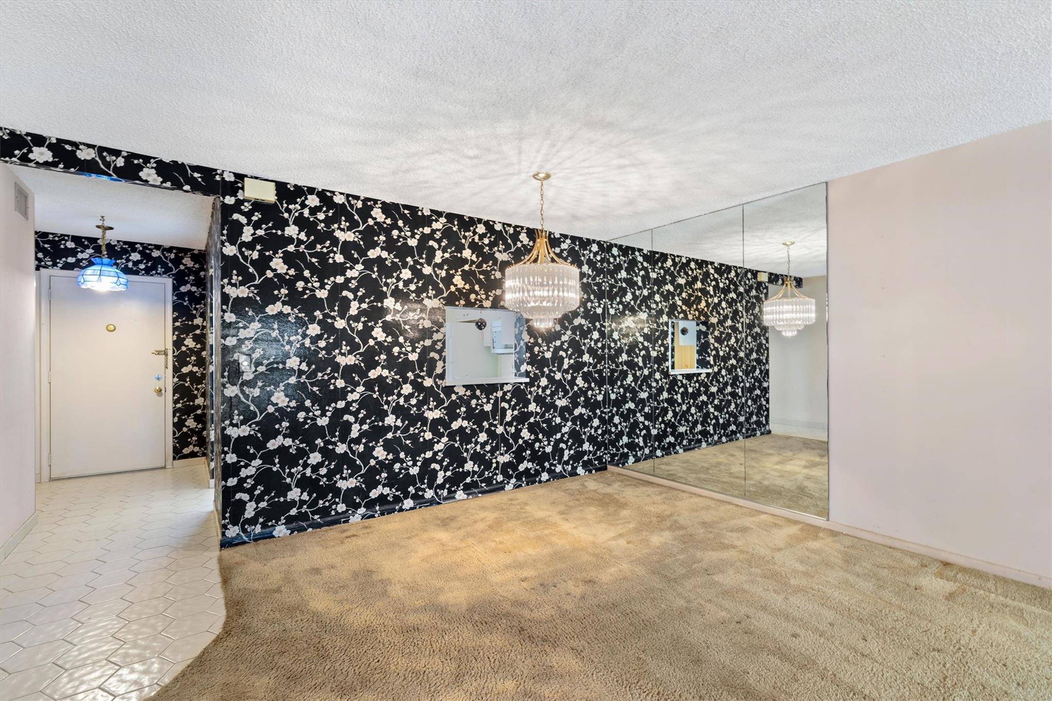 Meadowbrook Condo - Residential