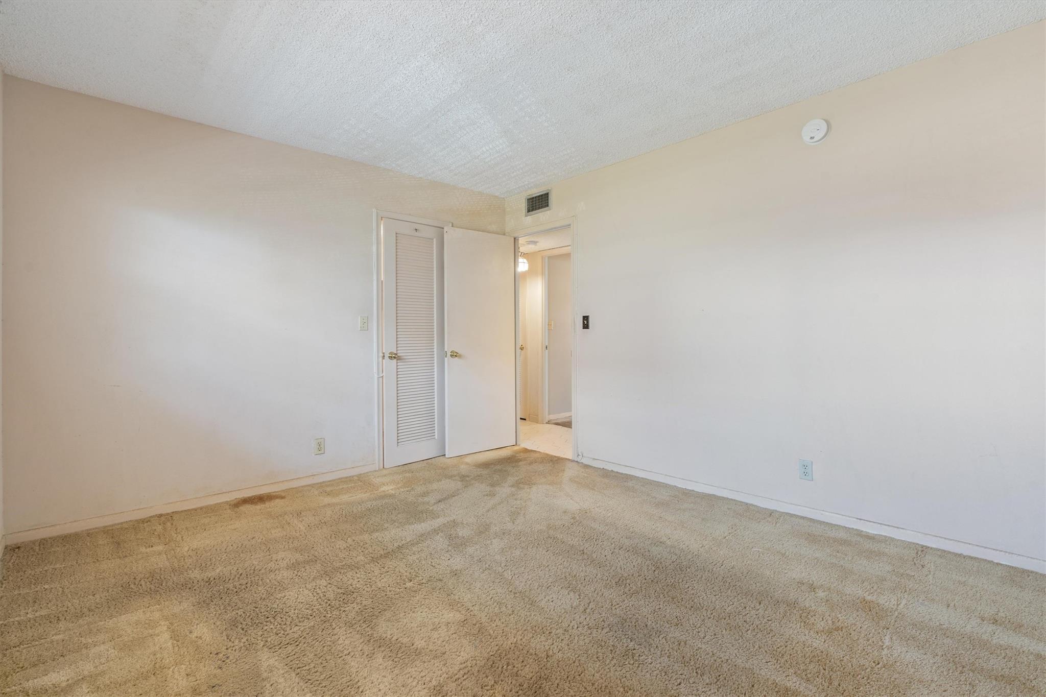 Meadowbrook Condo - Residential