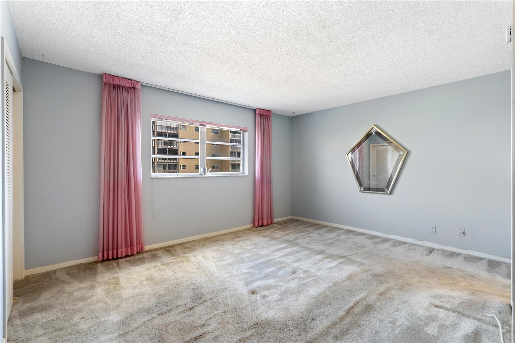 Meadowbrook Condo - Residential