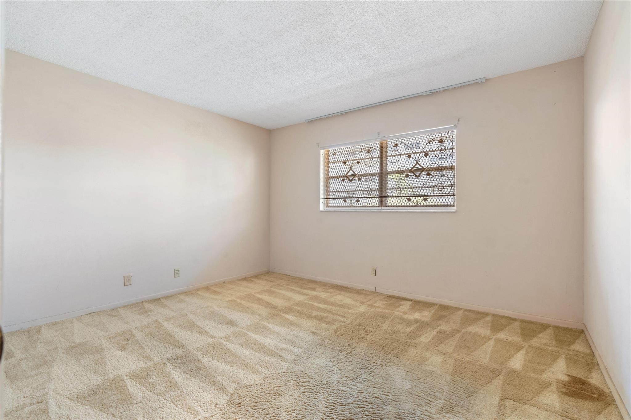 Meadowbrook Condo - Residential