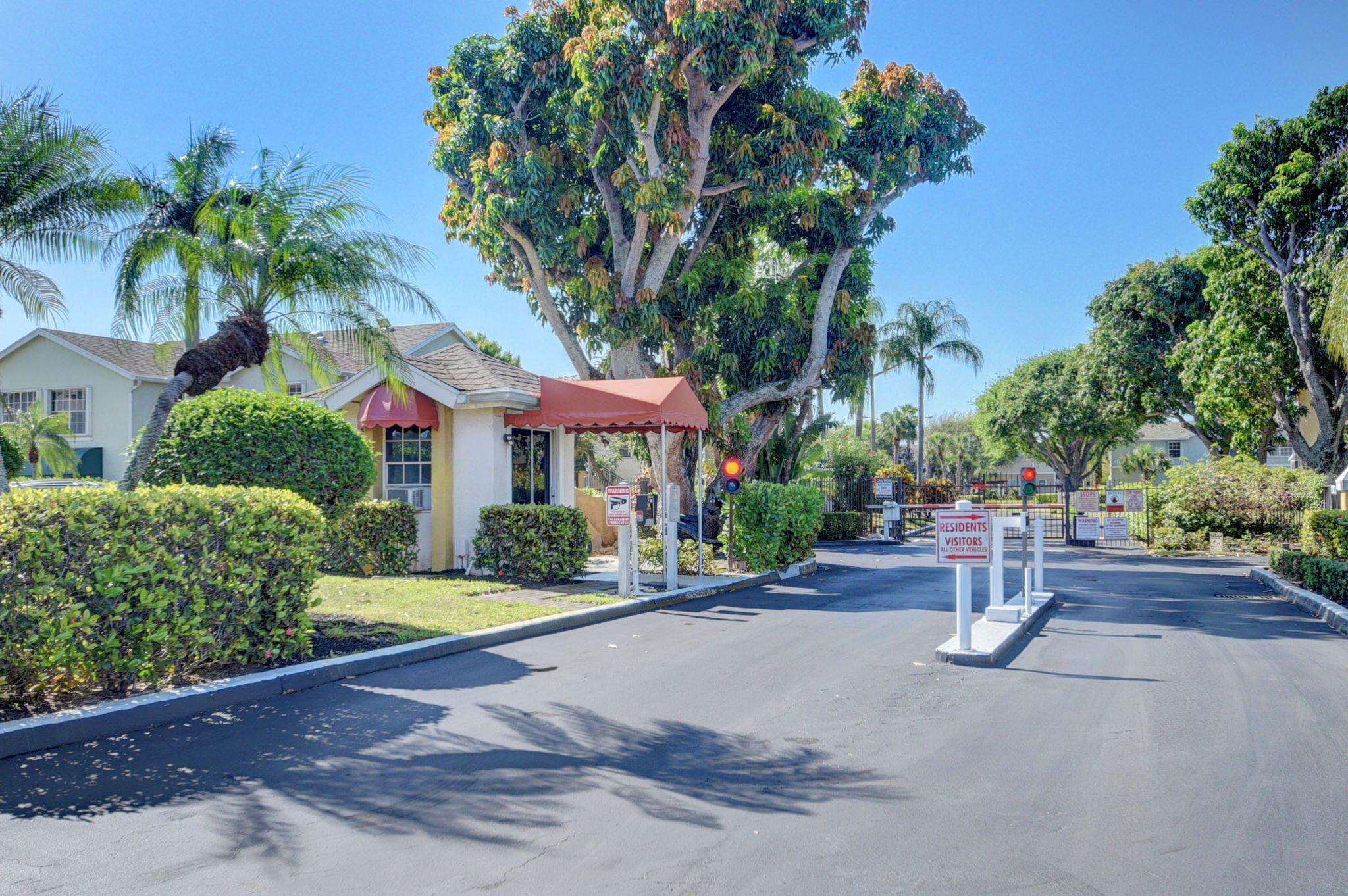 WATERSIDE VILLAGE OF PALM BEACH CONDO - Residential Lease