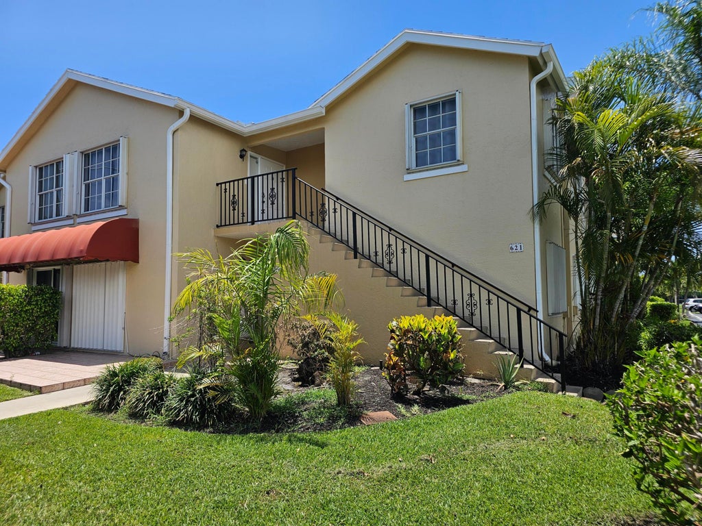 Photo of 621 Waterside Drive, Hypoluxo, FL 33462 (MLS # B26017990)