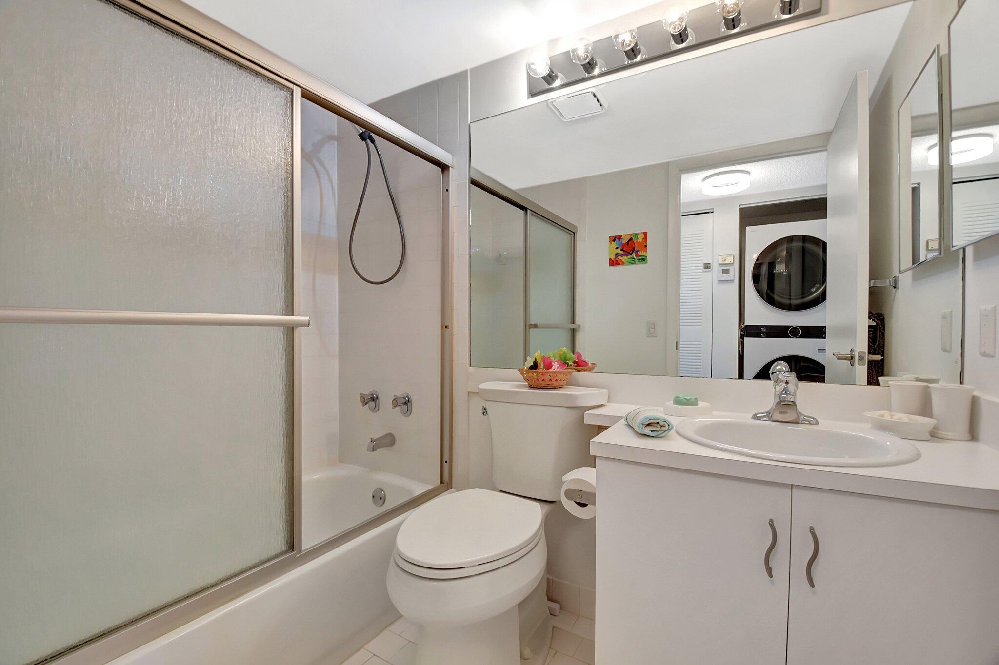 WATERSIDE VILLAGE OF PALM BEACH CONDO - Residential Lease