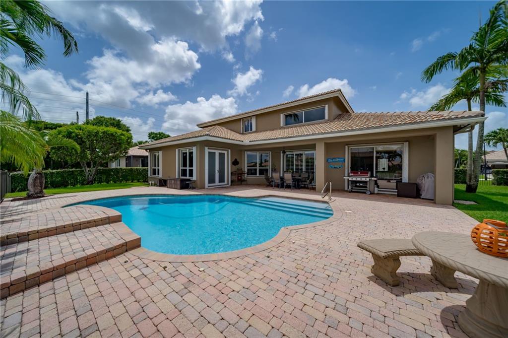 WELLINGTON SHORES - Residential