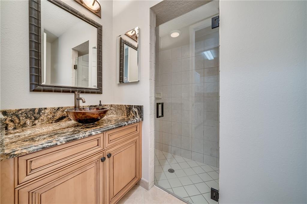 WELLINGTON SHORES - Residential