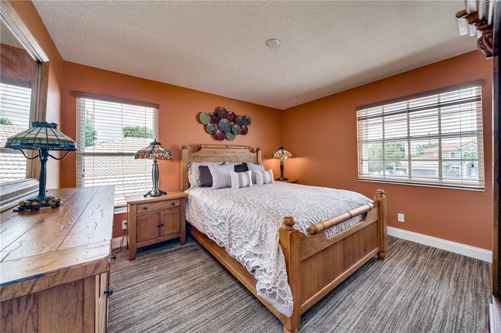 WELLINGTON SHORES - Residential