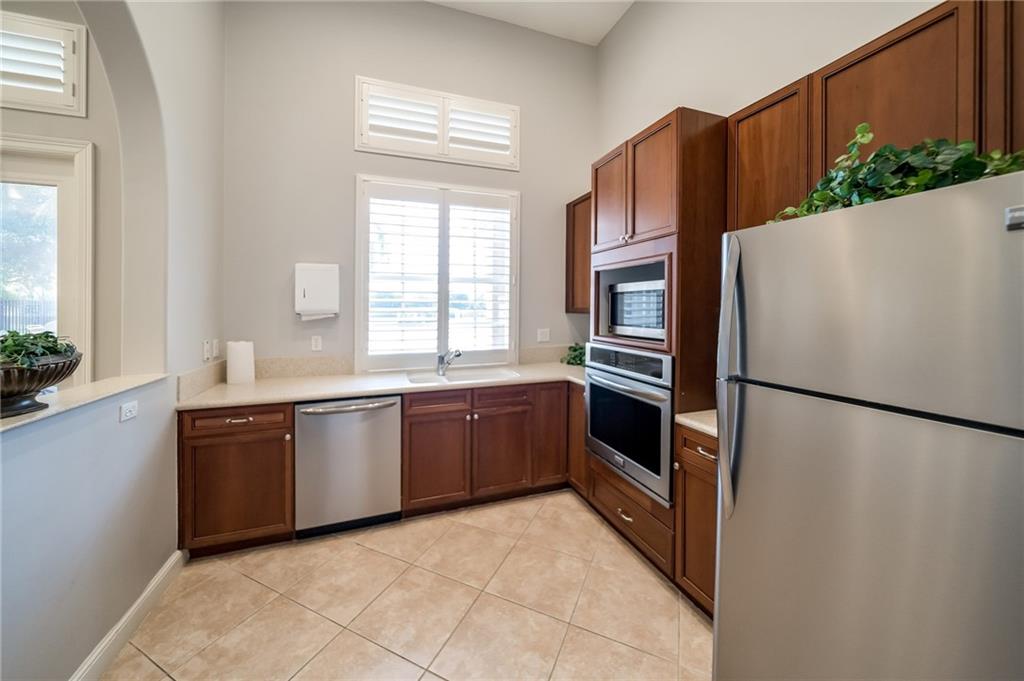 WELLINGTON SHORES - Residential