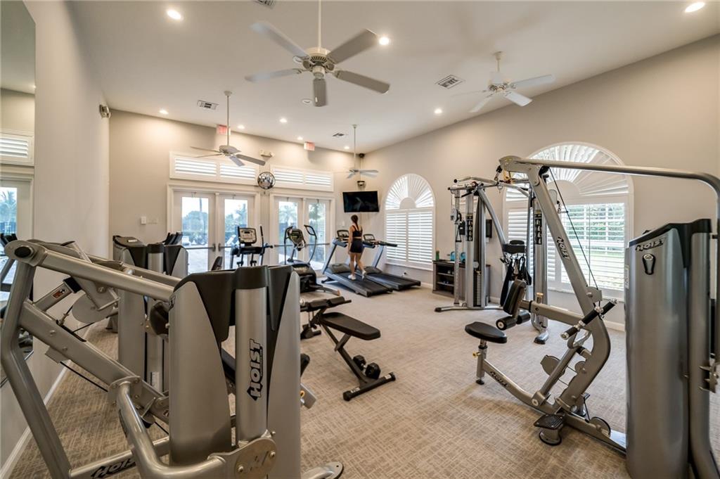 WELLINGTON SHORES - Residential