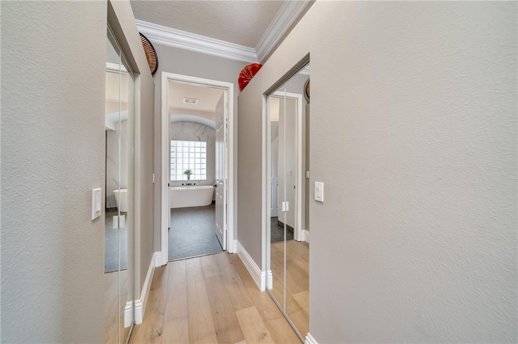 WELLINGTON SHORES - Residential