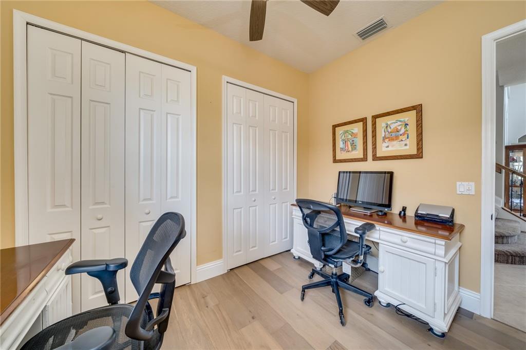 WELLINGTON SHORES - Residential