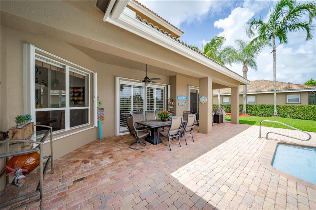 WELLINGTON SHORES - Residential