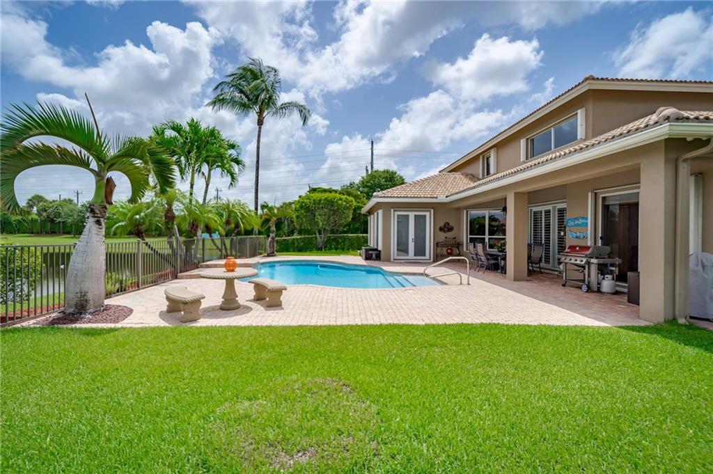 WELLINGTON SHORES - Residential