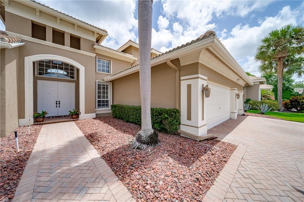 WELLINGTON SHORES - Residential