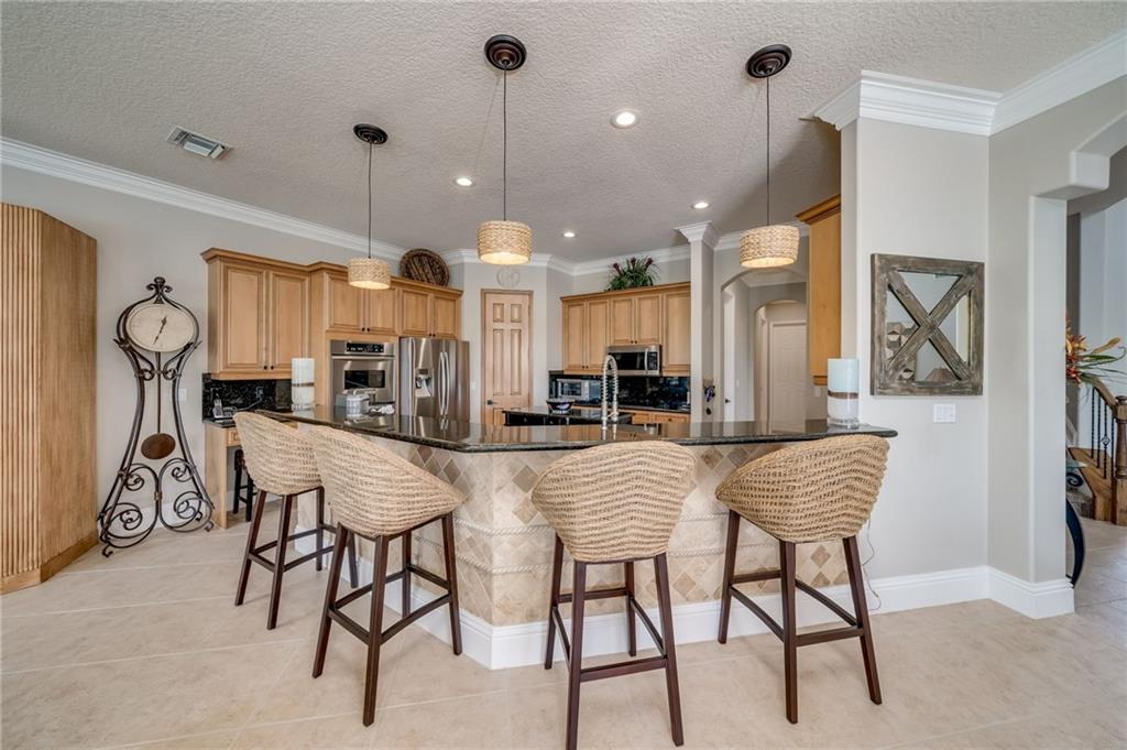 WELLINGTON SHORES - Residential