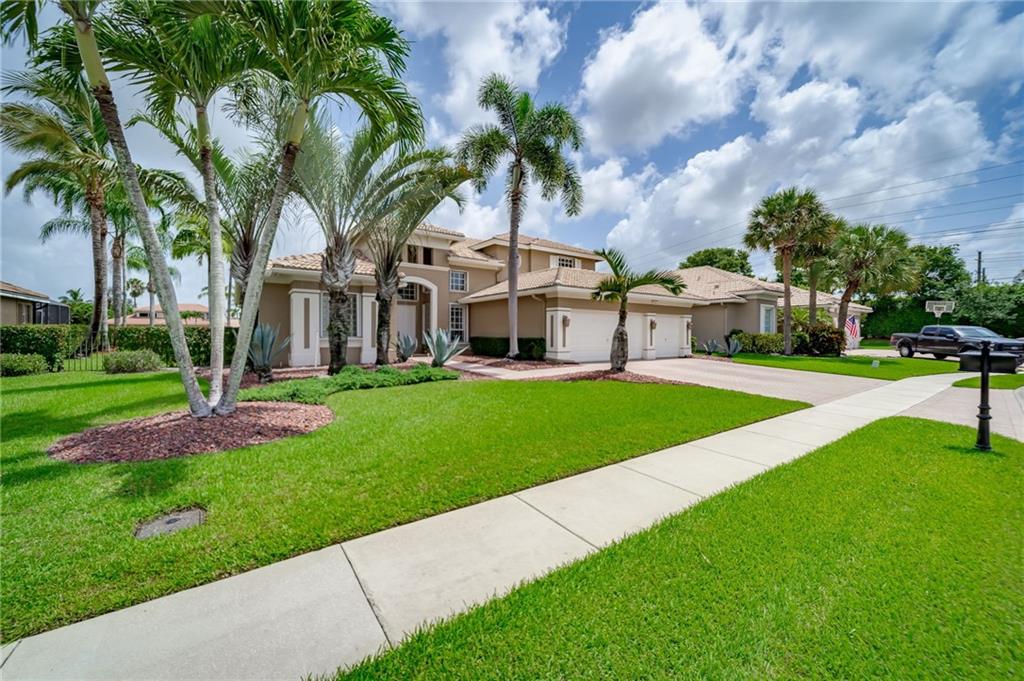 WELLINGTON SHORES - Residential