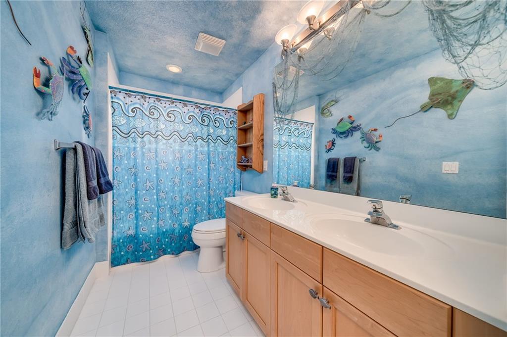 WELLINGTON SHORES - Residential