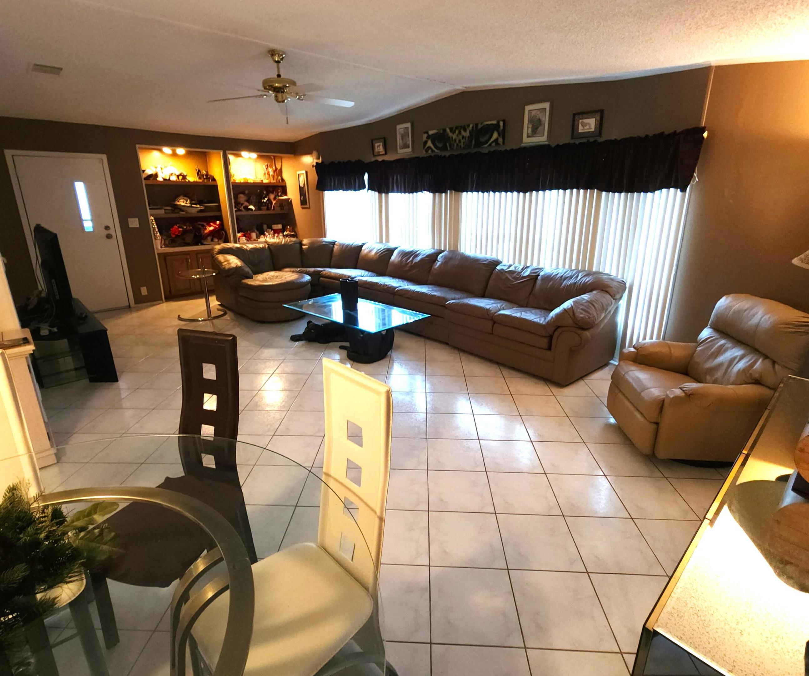 Palm Breezes Club - Residential Lease