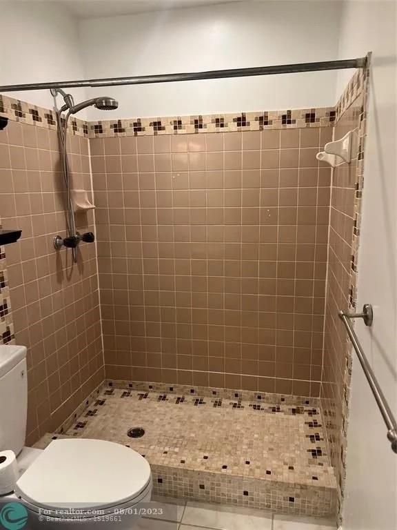 Ramblewood East Condo - Residential Lease