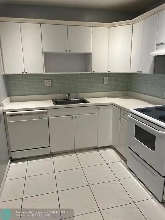--Lovely unit with 2 Bedrooms, 2 Full Baths on the second floor. Move-in ready, nearly 1100 Sq Ft. This unit features an open floor plan, tastefully remodeled kitchen, updated bathrooms, generously-sized master bedroom, large walk-in closet and storage space, tile floors throughout, fresh paint, and 35ft screened-in balcony. Rent includes water and trash. 
  Conveniently located in the heart of the City of Coral Springs. Near schools, shopping, w/ easy access to Highways! Great amenities included: clubhouse, gym, 4 pools, tennis courts, billiard room, card room. FAST APPROVAL. Move-in Nov. 1--
-