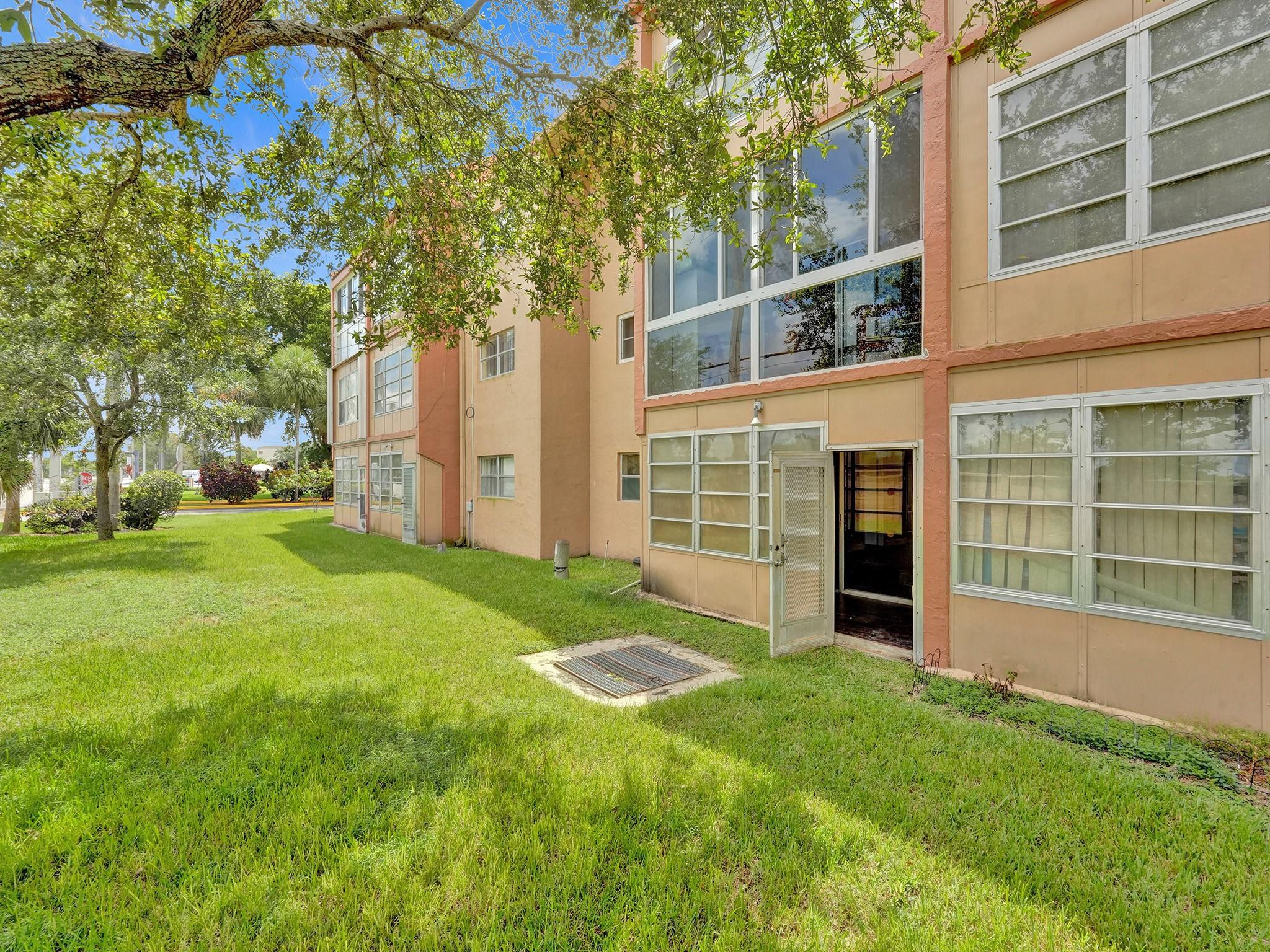 The Greens of Tamarac - Residential