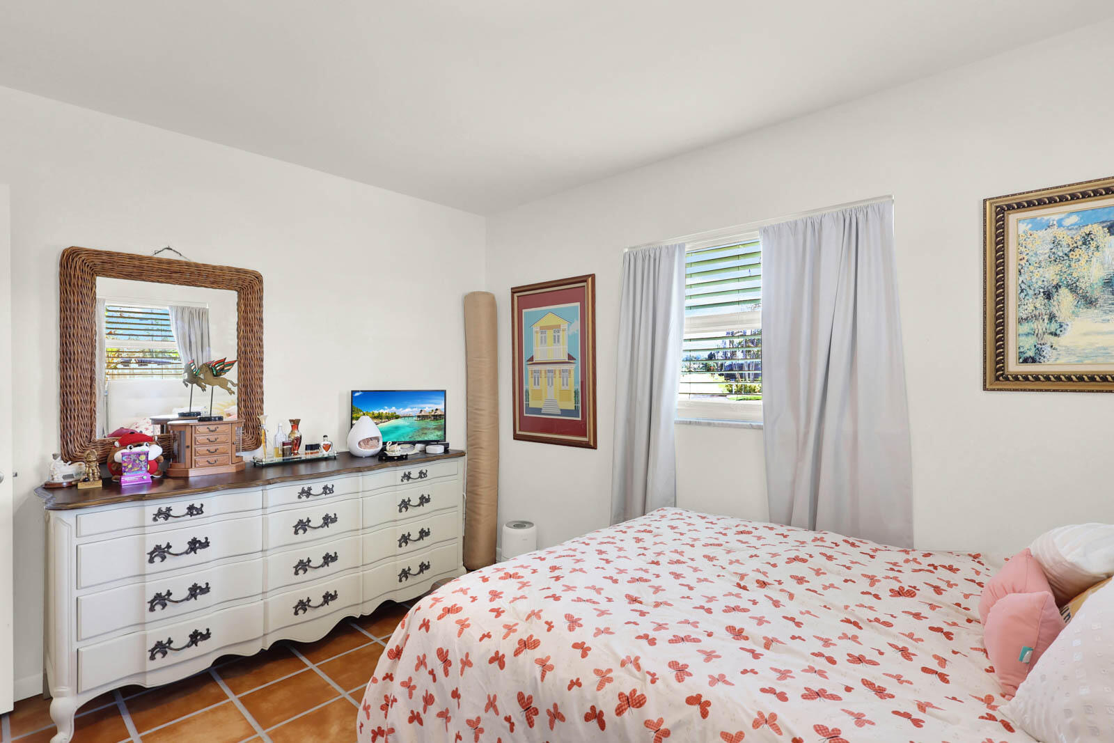 SURFSIDE UNIT 2 - Residential