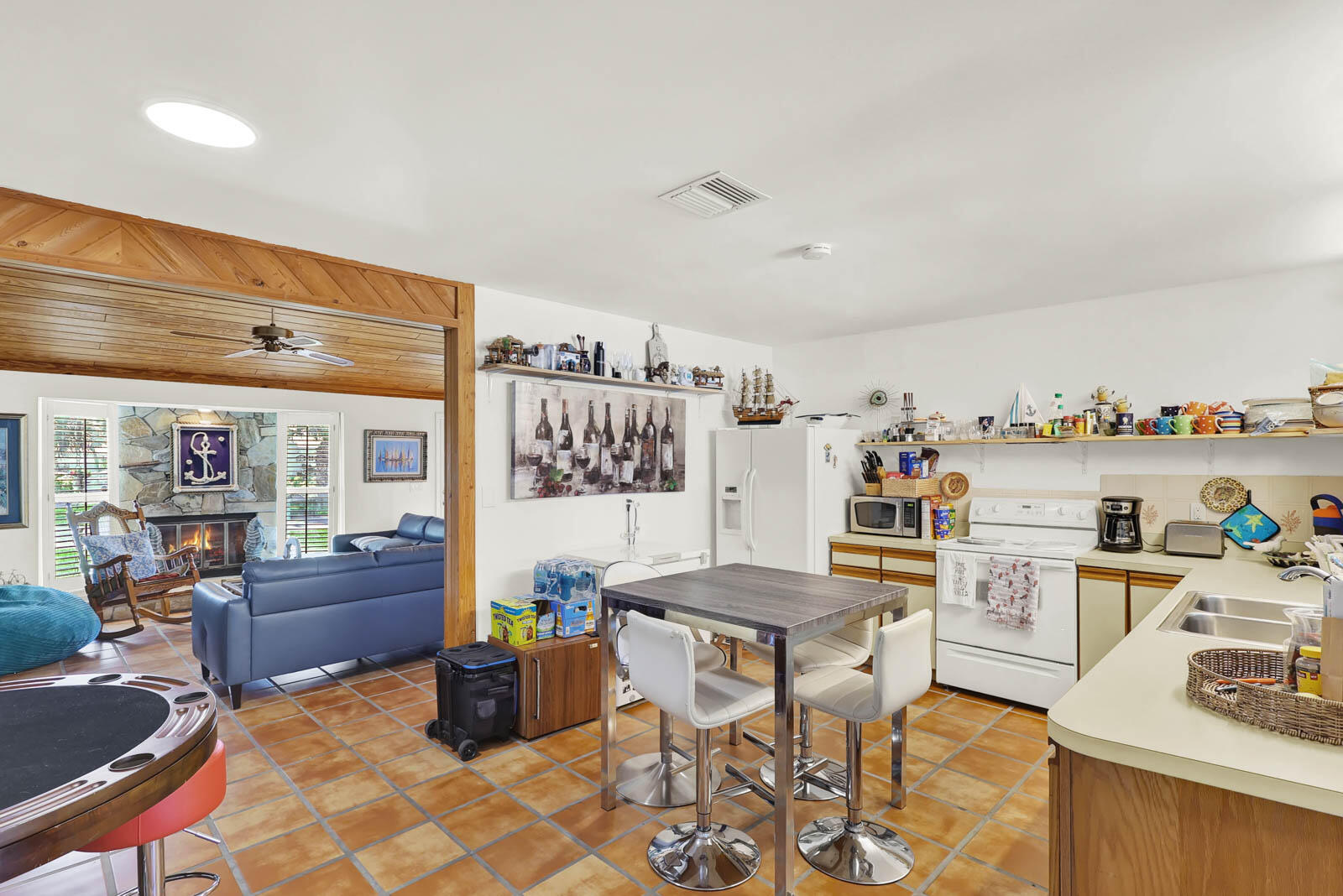 SURFSIDE UNIT 2 - Residential