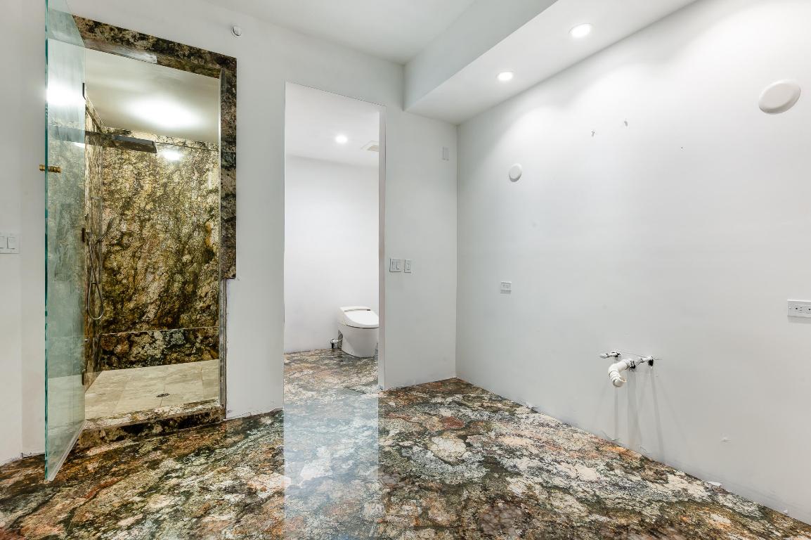 MIZNER GRAND CONDO - Residential