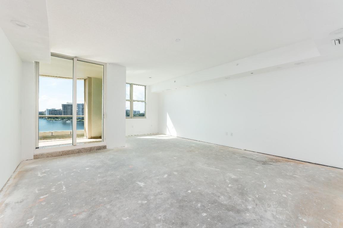 MIZNER GRAND CONDO - Residential