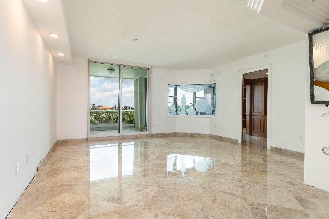 MIZNER GRAND CONDO - Residential