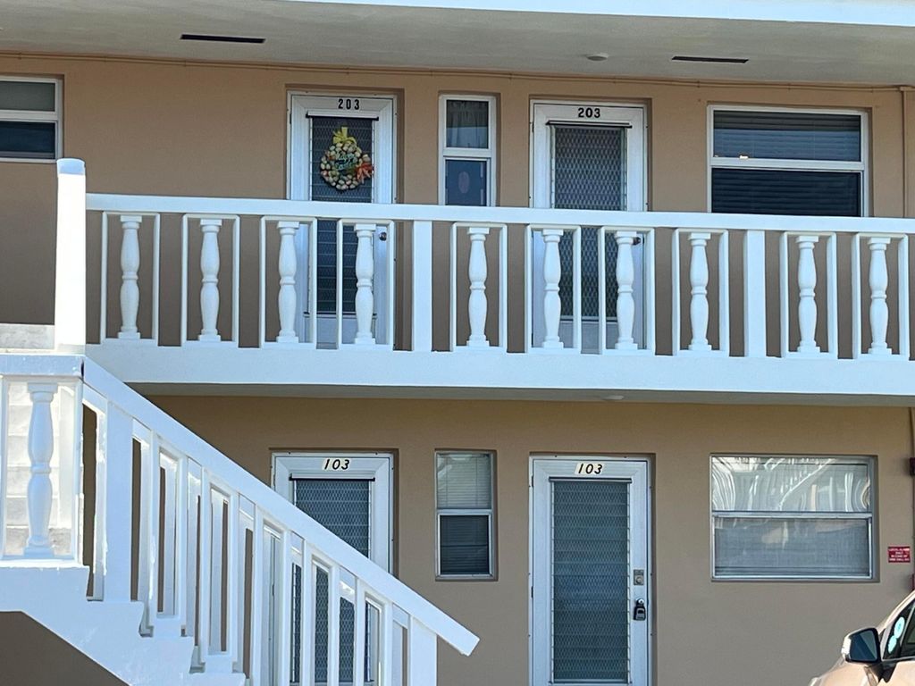 Photo of 2191 NE 1st Court #203, Boynton Beach, FL 33435 (MLS # B26009095)