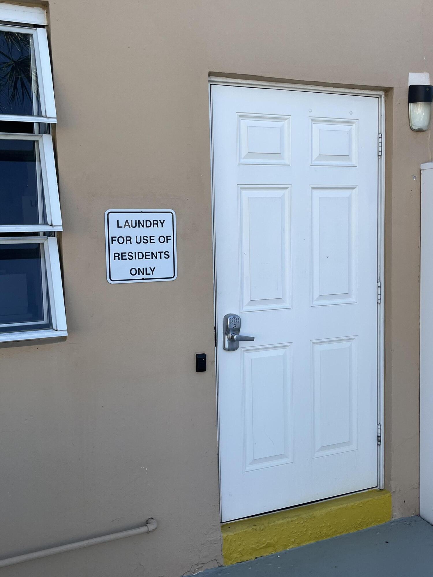 VILLAGE ROYALE - Residential